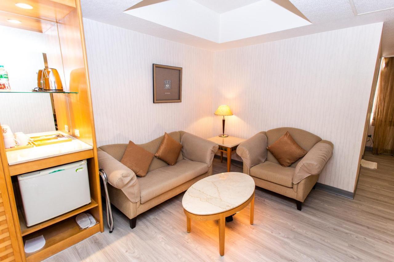 Ardi Hotel Yuanlin Exteriör bild